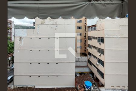 Vista da Sala de apartamento à venda com 2 quartos, 68m² em Grajau, Rio de Janeiro