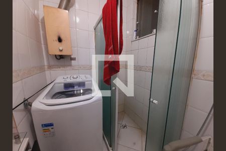 Banheiro de apartamento à venda com 1 quarto, 40m² em Catete, Rio de Janeiro