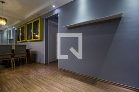 Sala de TV de apartamento à venda com 2 quartos, 51m² em Vila São João, Barueri