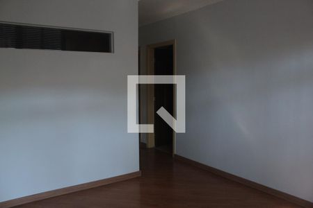 Sala de casa à venda com 3 quartos, 125m² em Cidade Dutra, São Paulo