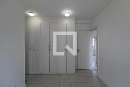 Apartamento para alugar com 70m², 2 quartos e 1 vagaSuíte