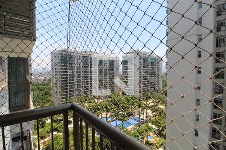 Apartamento para alugar com 70m², 2 quartos e 1 vagaVaranda da suíte