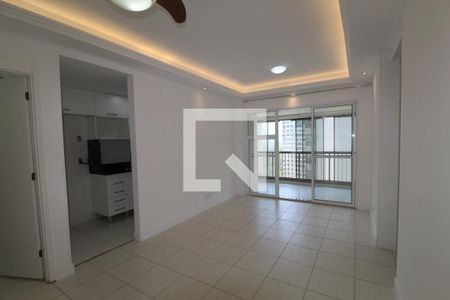 Sala de apartamento para alugar com 2 quartos, 70m² em Jacarepaguá, Rio de Janeiro