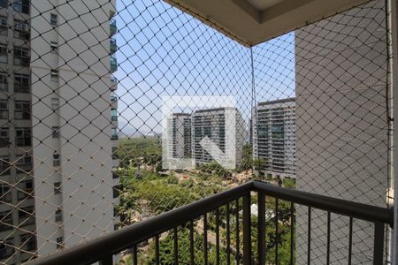 Apartamento para alugar com 70m², 2 quartos e 1 vagaVaranda da suíte