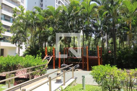 Apartamento para alugar com 70m², 2 quartos e 1 vagaÁrea comum - Playground