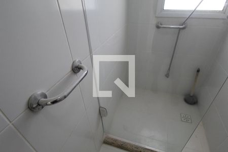 Apartamento para alugar com 70m², 2 quartos e 1 vagaBanheiro da suíte
