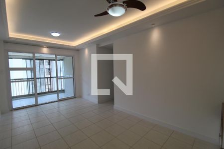 Sala de apartamento para alugar com 2 quartos, 70m² em Jacarepaguá, Rio de Janeiro