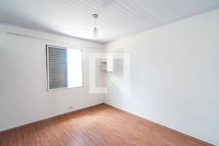 Quarto 2 de casa para alugar com 4 quartos, 110m² em Vila Guarani (z Sul), São Paulo