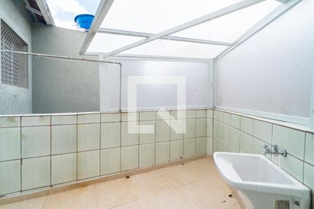 Casa à venda com 110m², 4 quartos e 1 vagaLavanderia