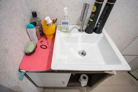 Casa à venda com 80m², 3 quartos e sem vagaBanheiro 2