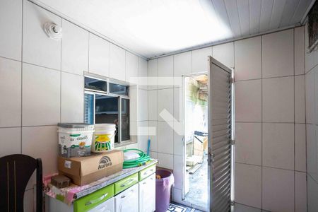 Casa à venda com 80m², 3 quartos e sem vagaÁrea de Serviço