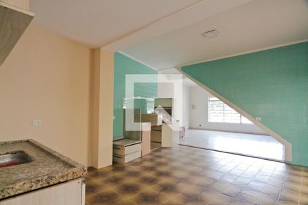 Casa à venda com 165m², 3 quartos e 2 vagas Casa à venda com 165m², 3 quartos e 2 vagasCozinha