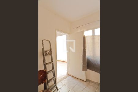 Casa à venda com 165m², 3 quartos e 2 vagas Casa à venda com 165m², 3 quartos e 2 vagasQuarto de Serviço