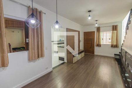 Casa de condomínio à venda com 98m², 3 quartos e 2 vagasSala