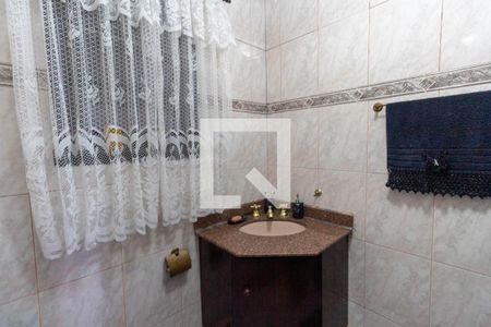 Casa à venda com 126m², 3 quartos e 4 vagas Casa à venda com 126m², 3 quartos e 4 vagasBanheiro