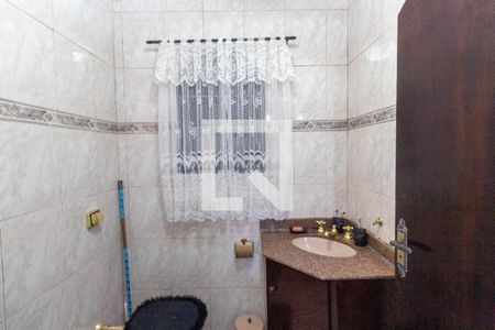 Casa à venda com 126m², 3 quartos e 4 vagas Casa à venda com 126m², 3 quartos e 4 vagasBanheiro