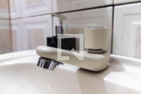 Casa à venda com 126m², 3 quartos e 4 vagas Casa à venda com 126m², 3 quartos e 4 vagasBanheiro - torneira