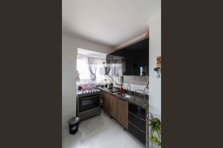 Sala e Cozinha Integrada de apartamento à venda com 2 quartos, 52m² em Jardim Maringa, São Paulo