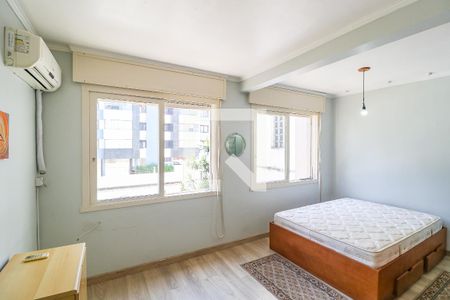 Sala e Quarto de kitnet/studio à venda com 1 quarto, 34m² em Menino Deus, Porto Alegre