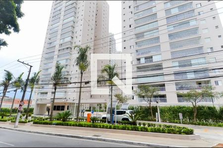 Apartamento à venda com 110m², 2 quartos e 2 vagasFachada e portaria