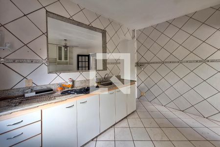 Casa de condomínio à venda com 336m², 6 quartos e 2 vagasCozinha