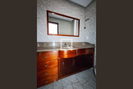 Casa de condomínio à venda com 336m², 6 quartos e 2 vagasLavabo