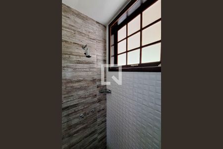 Casa de condomínio à venda com 336m², 6 quartos e 2 vagasBanheiro Social