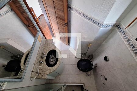 Casa de condomínio à venda com 336m², 6 quartos e 2 vagasBanheiro da Suíte 2