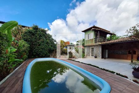 Casa de condomínio à venda com 336m², 6 quartos e 2 vagasPiscina
