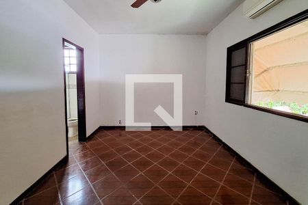 Casa de condomínio à venda com 336m², 6 quartos e 2 vagasSuíte 1