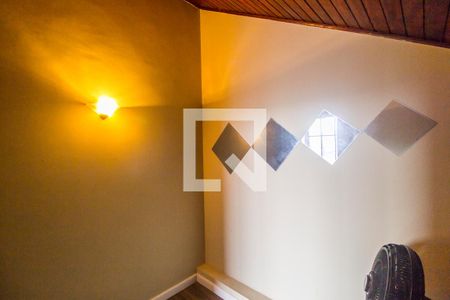 Casa de condomínio à venda com 450m², 5 quartos e 8 vagas Casa de condomínio à venda com 450m², 5 quartos e 8 vagasQuarto