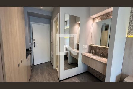 Studio à venda com 26m², 1 quarto e sem vaga Studio à venda com 26m², 1 quarto e sem vagaBanheiro