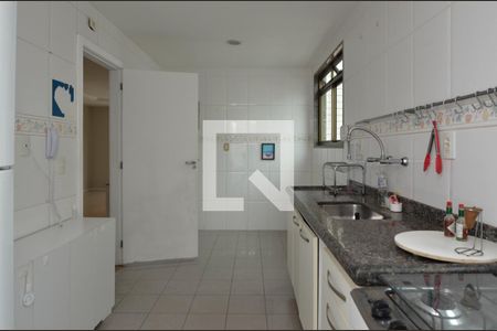 Apartamento para alugar com 192m², 4 quartos e 3 vagasCozinha