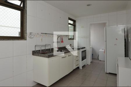 Apartamento para alugar com 192m², 4 quartos e 3 vagasCozinha