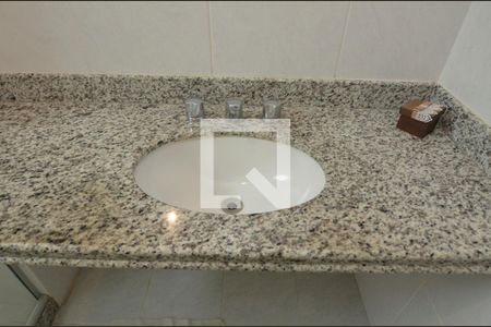 Apartamento para alugar com 192m², 4 quartos e 3 vagasBanheiro 4