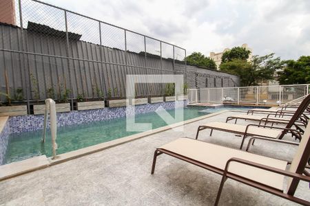 Apartamento à venda com 34m², 1 quarto e sem vagaPiscina