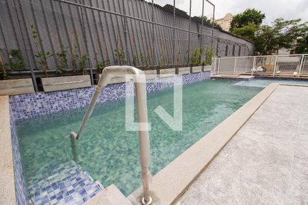 Apartamento à venda com 34m², 1 quarto e sem vagaPiscina