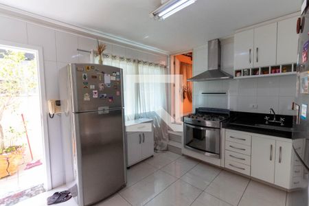 Casa à venda com 300m², 3 quartos e 2 vagasCozinha