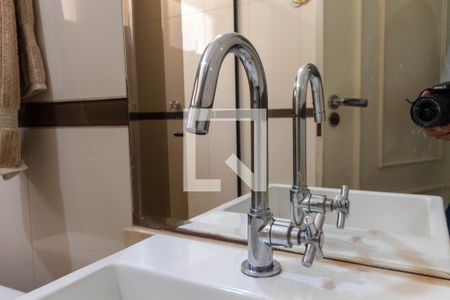 Casa à venda com 300m², 3 quartos e 2 vagasBanheiro - torneira