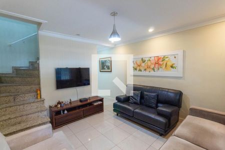 Sala de casa à venda com 3 quartos, 300m² em Vila Granada, São Paulo