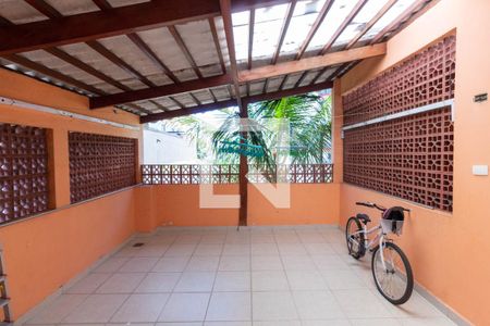 Casa à venda com 300m², 3 quartos e 2 vagasSalão de Festas