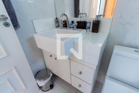 Casa à venda com 300m², 3 quartos e 2 vagasBanheiro da Suíte