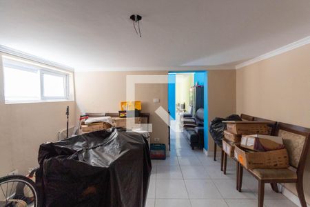 Casa à venda com 300m², 3 quartos e 2 vagasEdícula