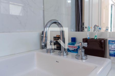 Casa à venda com 300m², 3 quartos e 2 vagasBanheiro - torneira