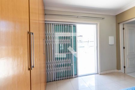 Casa à venda com 300m², 3 quartos e 2 vagasQuarto Suíte