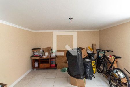 Casa à venda com 300m², 3 quartos e 2 vagasEdícula