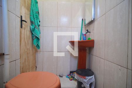 Banheiro de casa à venda com 1 quarto, 60m² em Santos Dumont, São Leopoldo