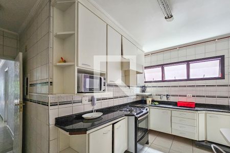 Apartamento para alugar com 118m², 3 quartos e 2 vagas Apartamento para alugar com 118m², 3 quartos e 2 vagasCozinha