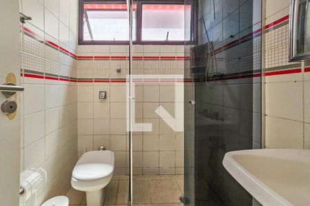 Apartamento para alugar com 118m², 3 quartos e 2 vagas Apartamento para alugar com 118m², 3 quartos e 2 vagasBanheiro da suíte