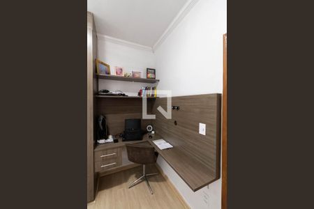 Quarto 1 de casa para alugar com 3 quartos, 282m² em Floramar, Belo Horizonte